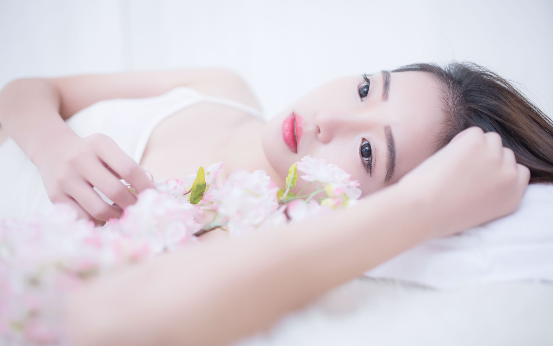 中文字幕人妻一二反_久久国产乱子伦免费无码_中文字幕在线观看最新网址_日本一区二区三区视频国产-亚洲一级黄片免费观看_欧美精品在线看_无限在线观看免费直播_欧美r级在线观看|（寻味中华｜非遗）千丝万缕织锦绣 草原华裳叙史诗